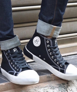 Sepatu - Hawk High